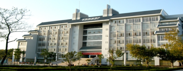 #华东理工大学#两所大学，校名一字不差，实力天差地别，报考一定要仔细！