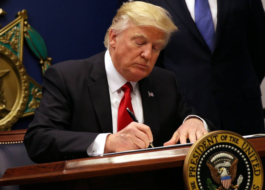 iPhone|答案确认了！美国能封杀Tik Tok、微信，为啥我们却不禁售iPhone？