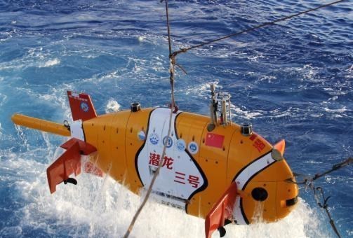 『潜龙三号』中国渔船深入海底3900米，带回大量的照片资料，西方：立刻停止！