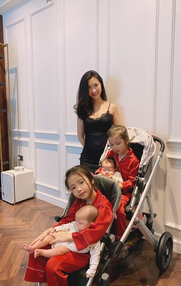 标题党：女子生双胞胎女儿后又生双胞胎儿子，虽然已有4个娃却还想继续生