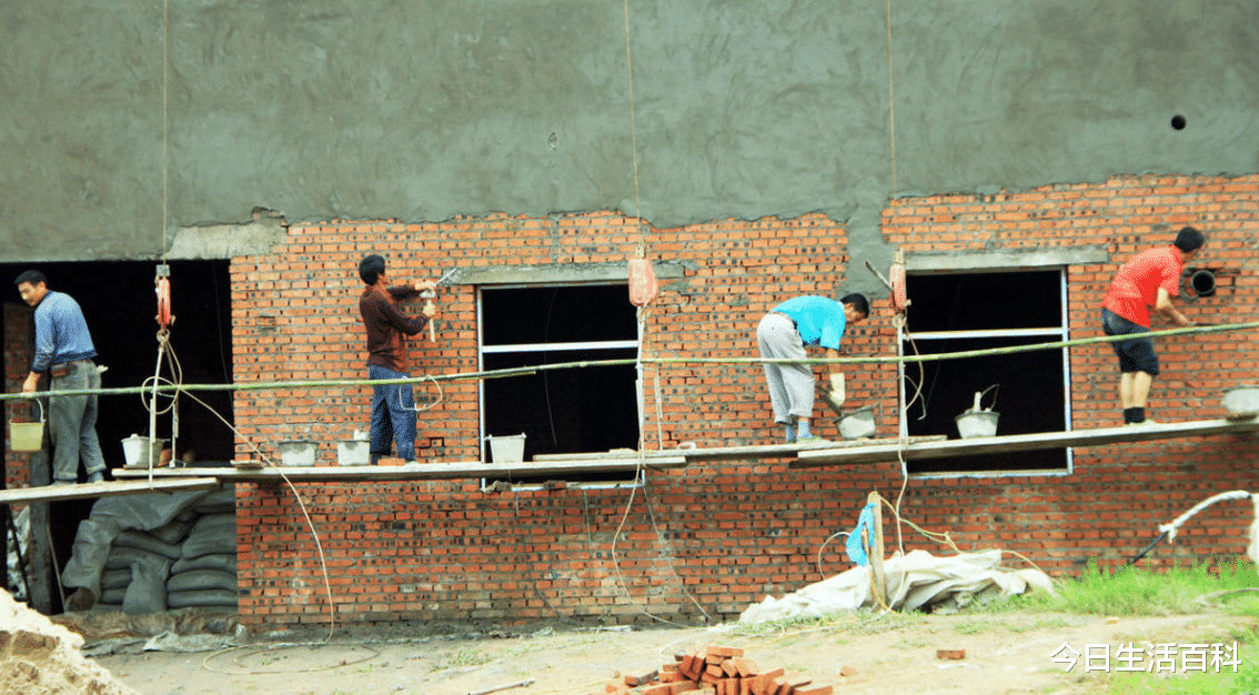 农村盖房要注意，今年起这4种房屋最好别建，发现可能会被拆除