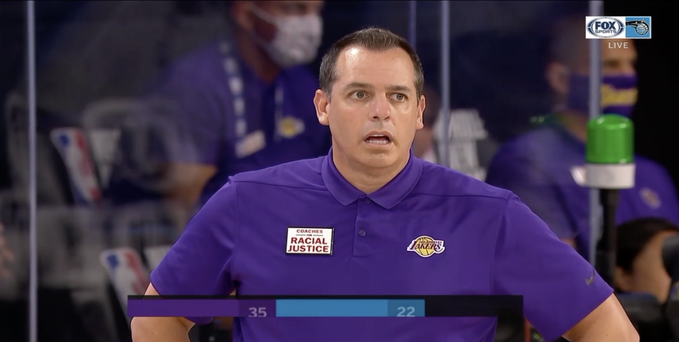 湖人队|浓眉伤退!詹姆斯20+7多次摔倒,两小弟合砍43+10成湖人赢球大功臣