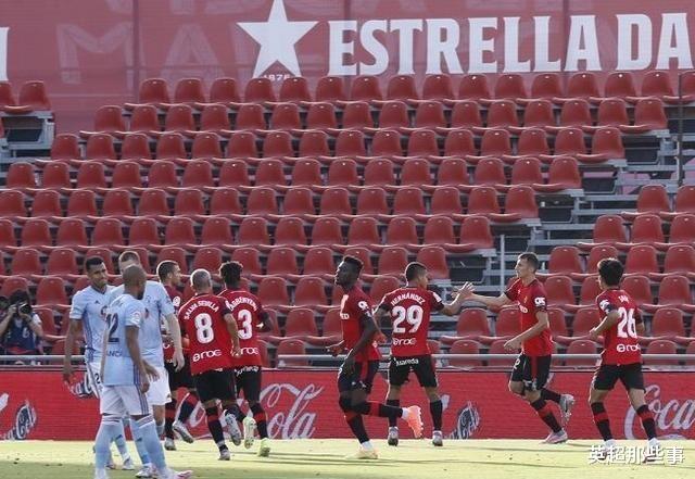 「巴塞罗那」西甲最新积分榜：梅西点射巴萨战平落后1分，保级队狂轰5球大胜