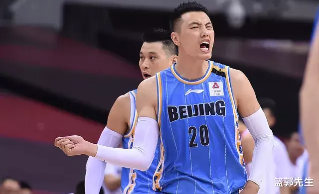 周鹏|翟晓川6犯离场，至少有4次是周鹏造的，谁是第一小前锋显而易见？