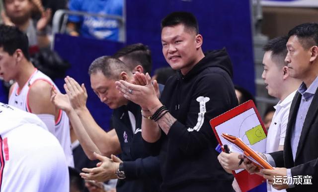 广东男篮|广东队再放1大招！将包机迎回超级外援，第10冠已成囊中之物