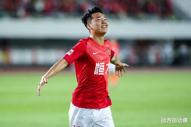 广州恒大|接班郑智有望！被誉为中超哈维，在卡帅的信任下盘活恒大进攻