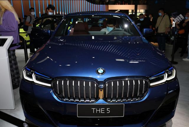 宝马5系|换代宝马5系亮相！降到35万，90后不用等了