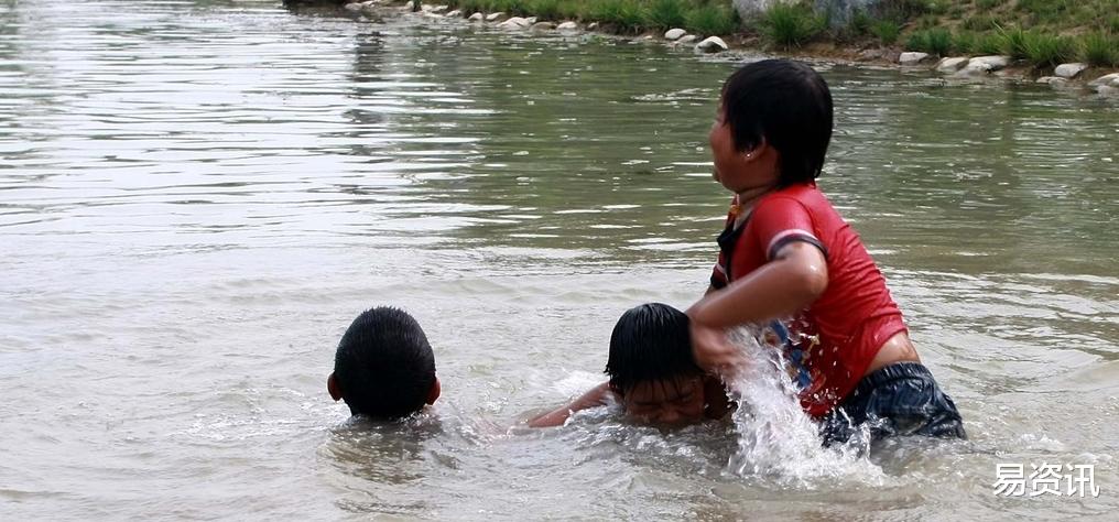 建瓯|两个孩子落水，爸爸先救自己孩子被骂自私，回应让人哑口无言