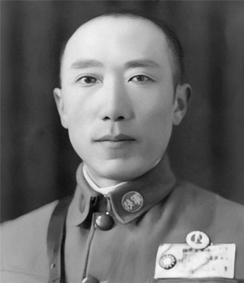 老照片|民国悍匪老照片：女土匪驼龙确实漂亮，图8被捕前藏了300箱金条