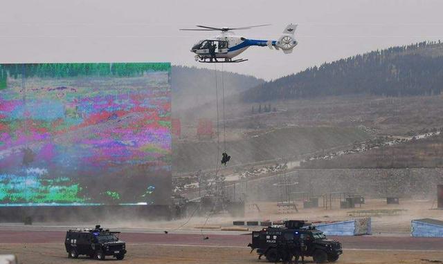 「」根据地球自转,直升机悬停12小时,是不是就到地球另一头了?