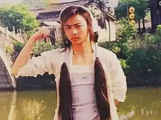 钟汉良|做替身真不容易,钟汉良替身因太像被辞退,最后这位竟成了影帝