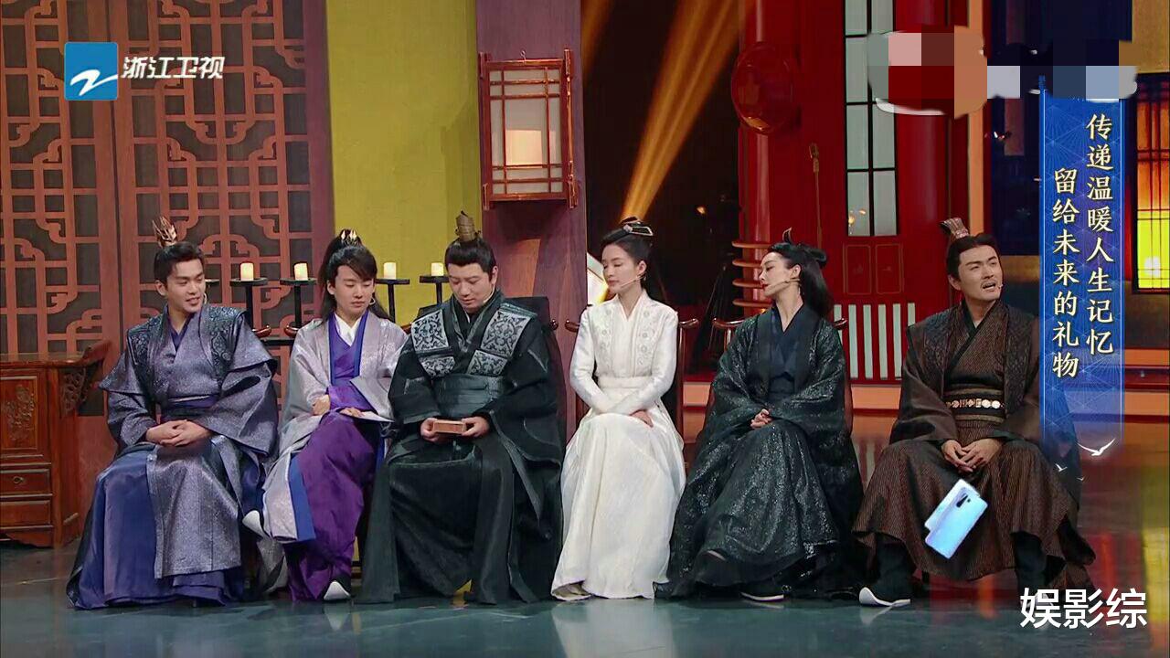 王牌对王牌▲《庆余年》剧组重聚《王牌对王牌》，有一人不愿煽情，提前离场