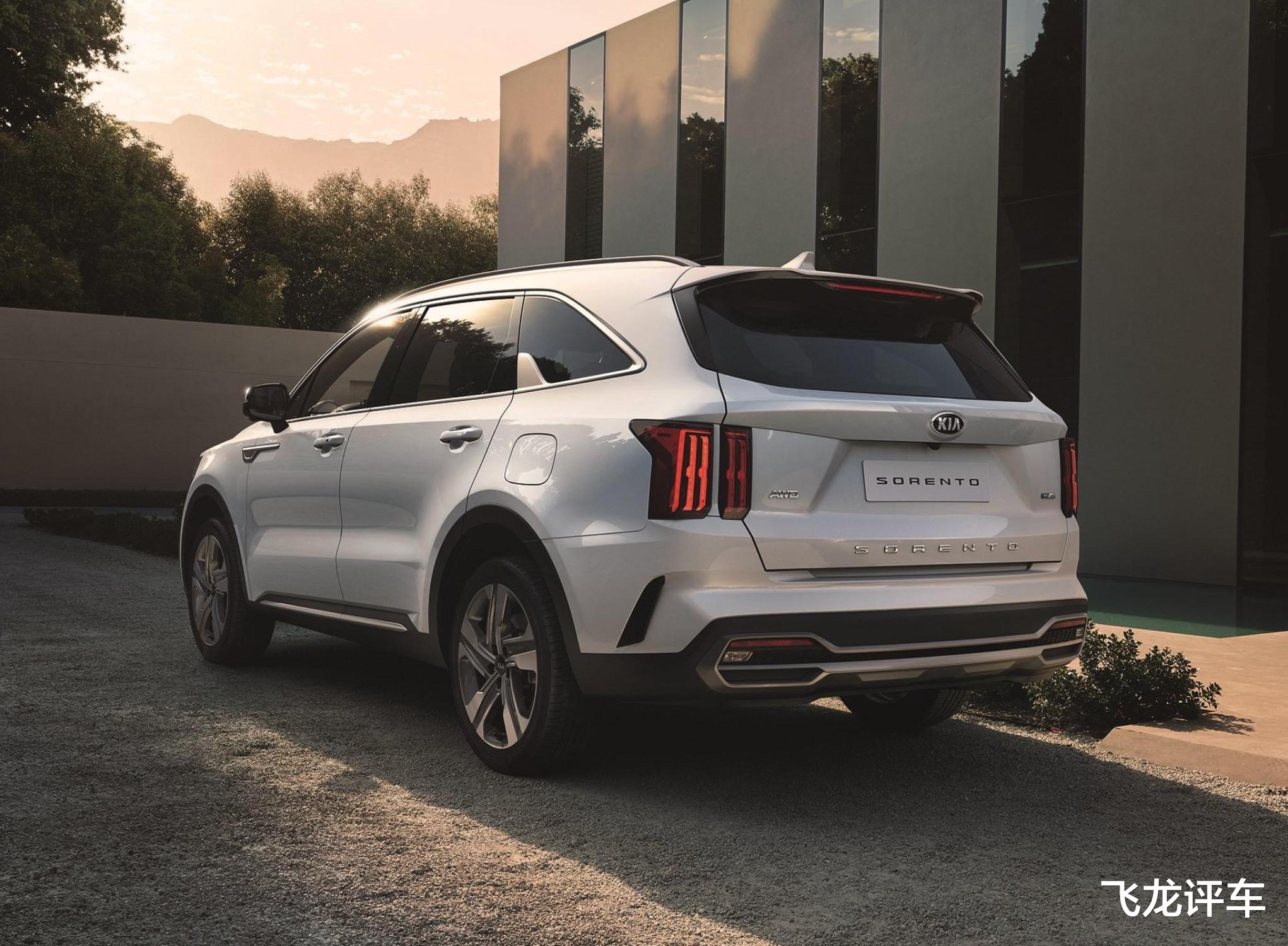 丰田汉兰达|汉兰达“棋逢对手”，这车长5米，2.2T柴油+四驱，22.68万起