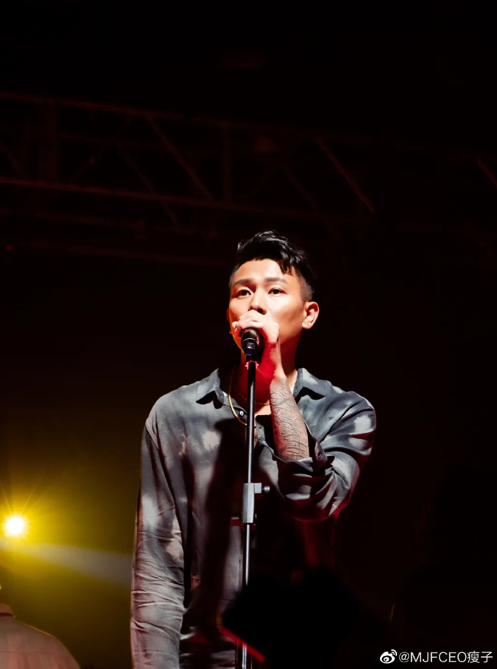 演唱会|开过万人演唱会，当过女团导师