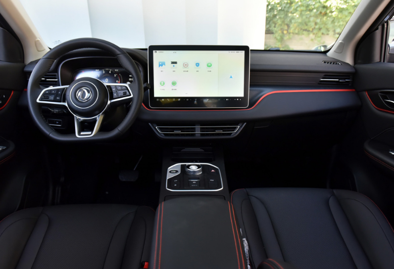 |又一款低价位中型SUV，起售7.99万，轴距2780MM