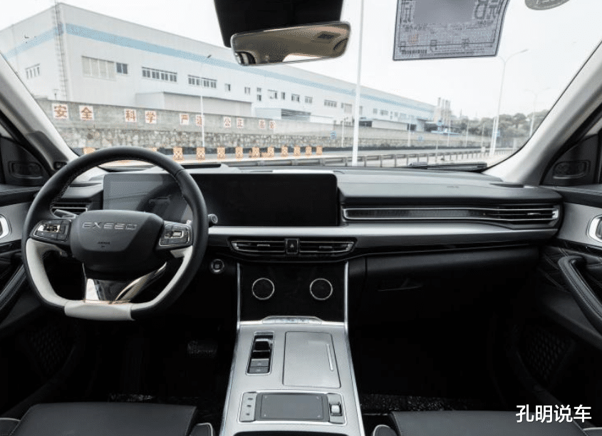 奇瑞|奇瑞最大SUV实车下线!2.0T今非昔比,配置全面超越汉兰达