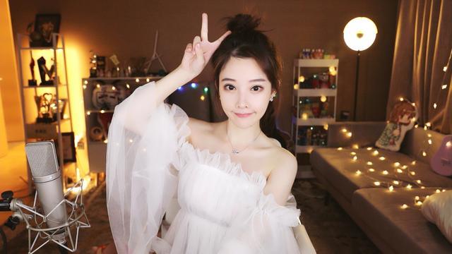 冯提莫|冯提莫与EXO一同参加音乐会，成为日韩最受欢迎的女歌手之一！