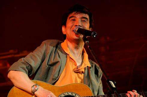 ▲他当年用10分钟写的歌，一直火到现在，可惜演唱者已经去世