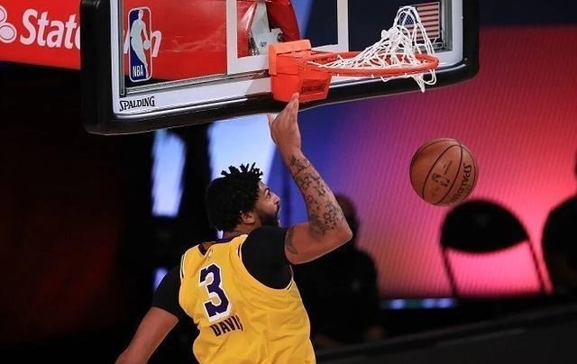 戴维斯|还是决定了!考虑2+1续约,戴维斯称不希望走科比奥尼尔老路