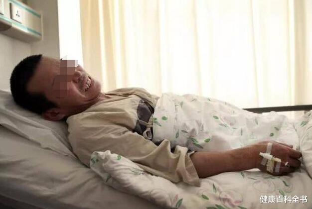 #卫生棉条#28岁男子喝下百草枯，最后抢救无效死亡，医生：太可惜了