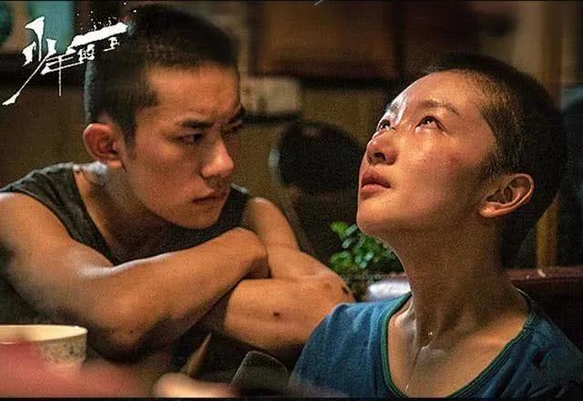 【郑秀文】被问有没有恭喜周冬雨获奖金像奖影后, 郑秀文的回复全场笑翻