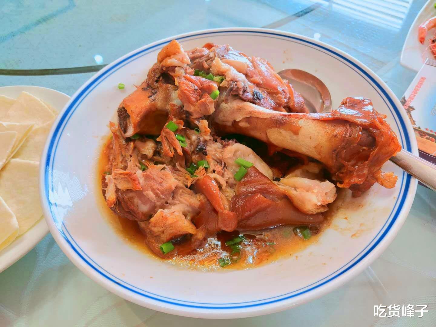 大学|儿子考上211大学，升学宴一桌12人花了666，晒朋友圈，网友：寒碜