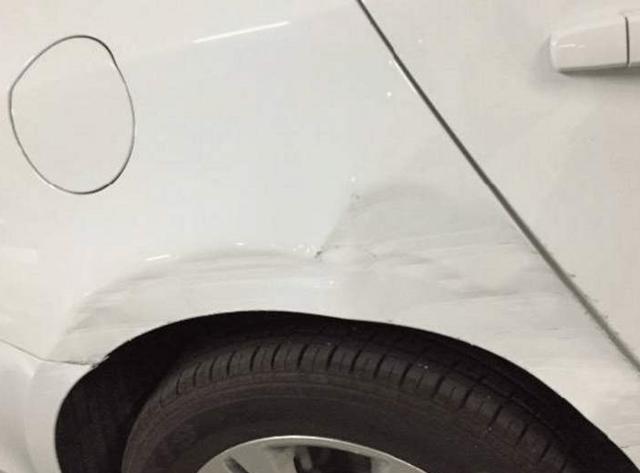 行车记录仪|车子被刮蹭找不到人?交警:学会这3招,他会乖乖主动找你