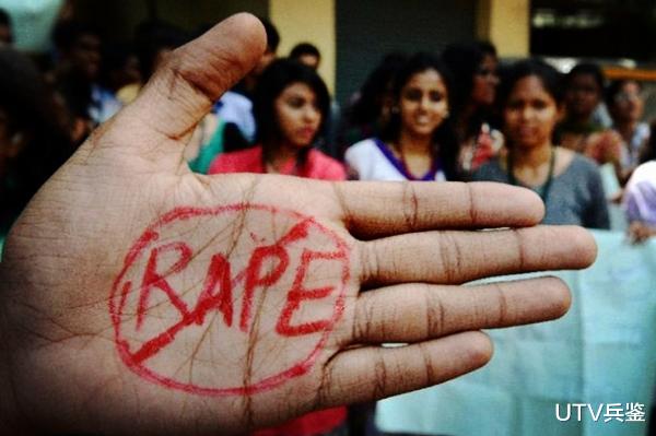 印度少女遭5男子輪流侵犯！拍下過程威脅受害者：若報警就發網上-圖3