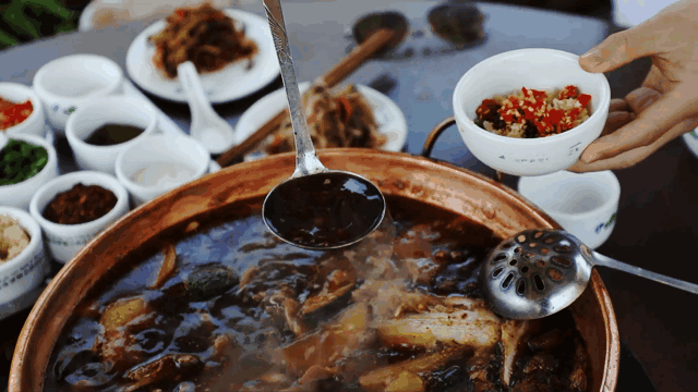 古镇 正适合小住7天的绝美小城小镇，不费钱不需攻略，和当地人一起享受慢生活！