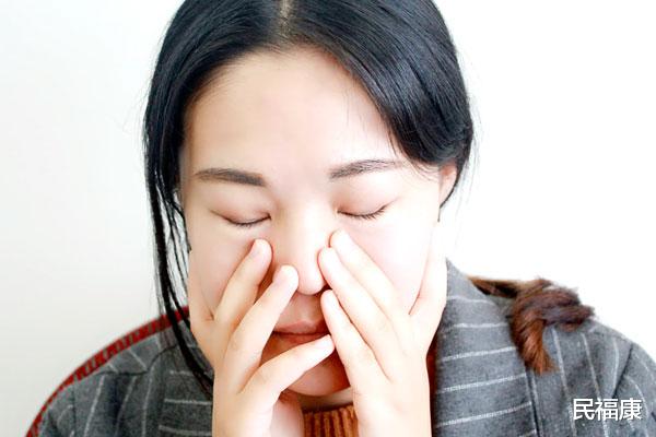 枸杞|每天睡前坚持吃5粒枸杞的人,后来怎么样了?身体是好是坏?