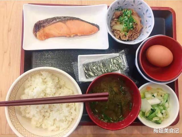 「果汁」钟南山晒一日三餐食谱，看完终于明白：为啥钟老84岁还这么精神
