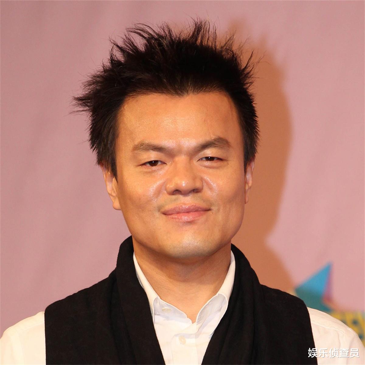 朴振英|JYP销量最高12张专辑，TWICE有6张专辑入榜，而他包揽了前三？