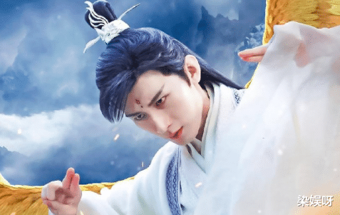 成毅|成毅新剧开播,脱离《琉璃》滤镜颜值下滑,相貌平平宛如路人