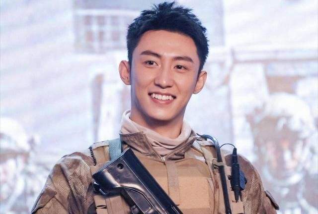 红海行动：他曾参演《红海行动》多部佳作，今身患恶病卧床不起，孤身一人无亲人照顾