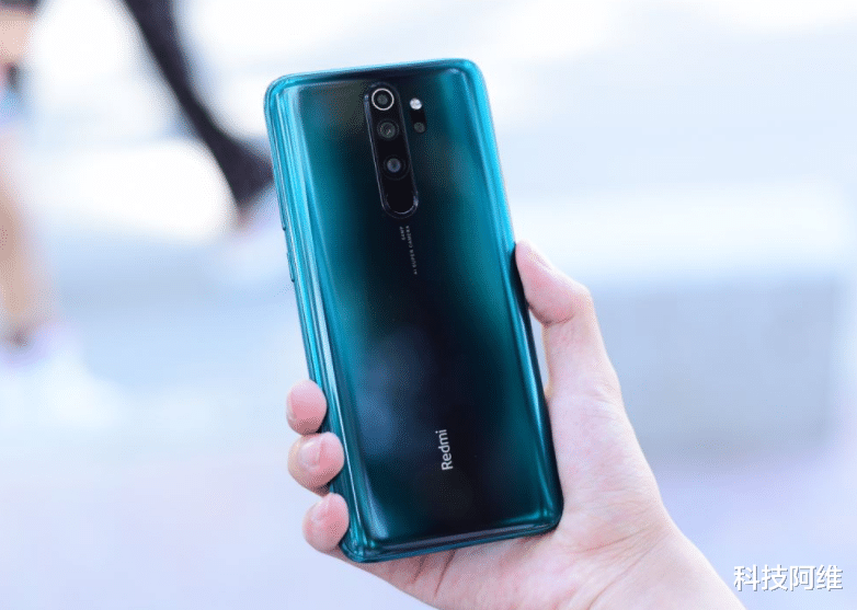 5g手机|从1599元跌至1199，6GB+128GB，3D四曲面玻璃机身手机沦为千元机