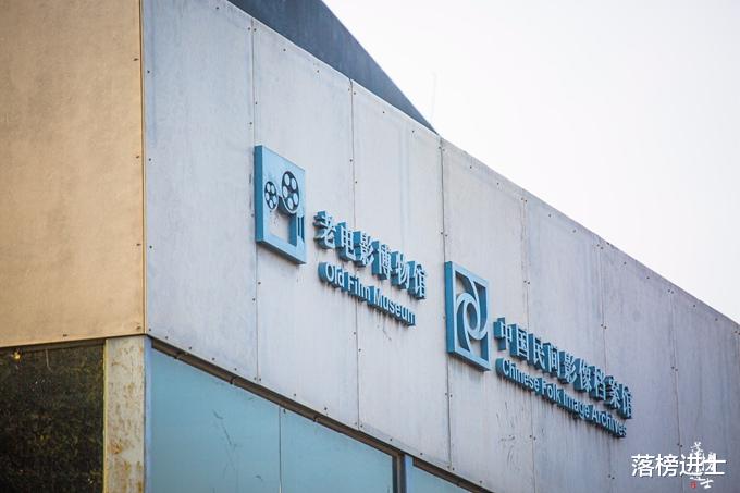 石家庄|石家庄有一处网红打卡地，免门票，秋色美，很多人专程来拍写真
