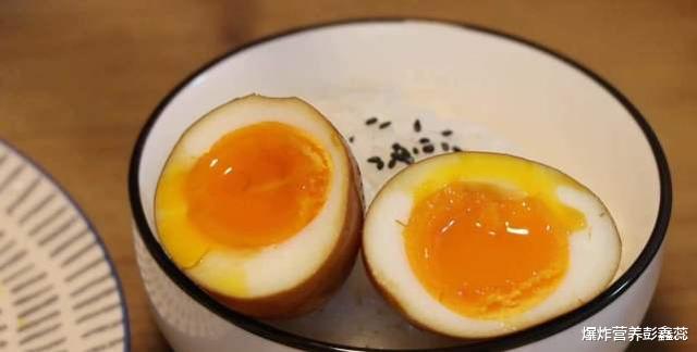 玉米|3种早餐被列为“黑名单”，鸡蛋上榜？你认为的营养食物未必健康