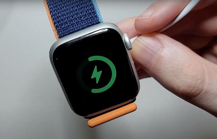 柔性屏|Apple Watch 6和SE试用报告，材质功能和价格比较差异
