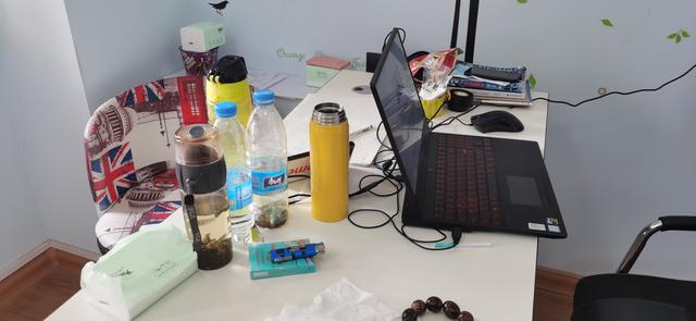 隔离|乌市隔离日记D1：有人自驾连夜出疆 我在青旅封闭隔离心态轻松