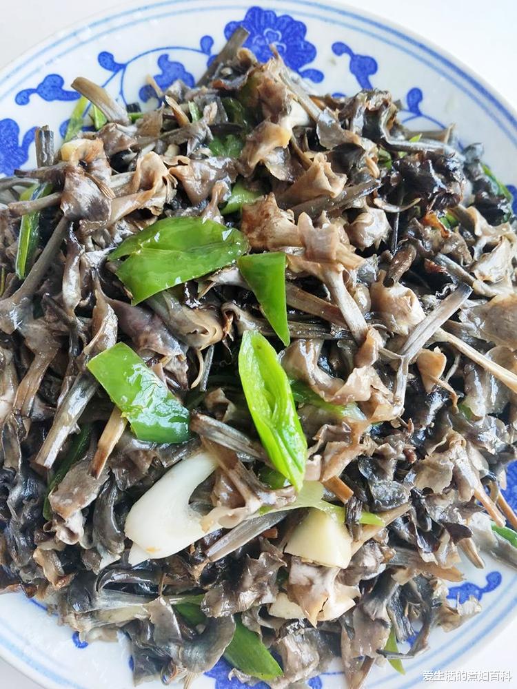 「中药材」这东西全身是宝,5元一斤,常吃清热解毒,增强免疫身体棒