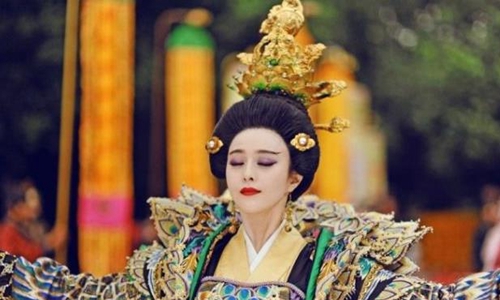 武则天@武则天墓前61个无头石人，专家研究多年无解，直到出现了2个农民