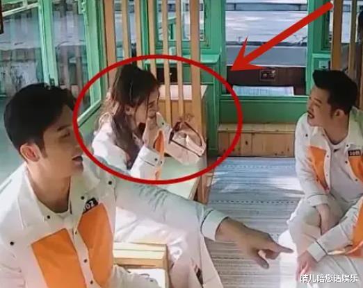 【奔跑吧兄弟】跑男迎来最大牌女嘉宾，全体等她补完妆才能录节目：看不下去了！