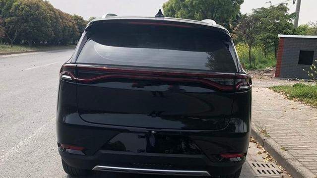 「长安汽车」3大件都是顶级，长4米9起步2.0T，提速4.5秒比途观霸气，低至13万