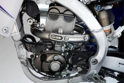 机器|摩托车发动机是链条机好还是顶杆机好?为什么?