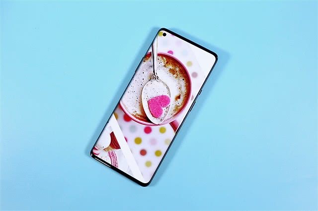 「一加科技」一加8 Pro首批用户评价已出炉,优缺点都很明显!