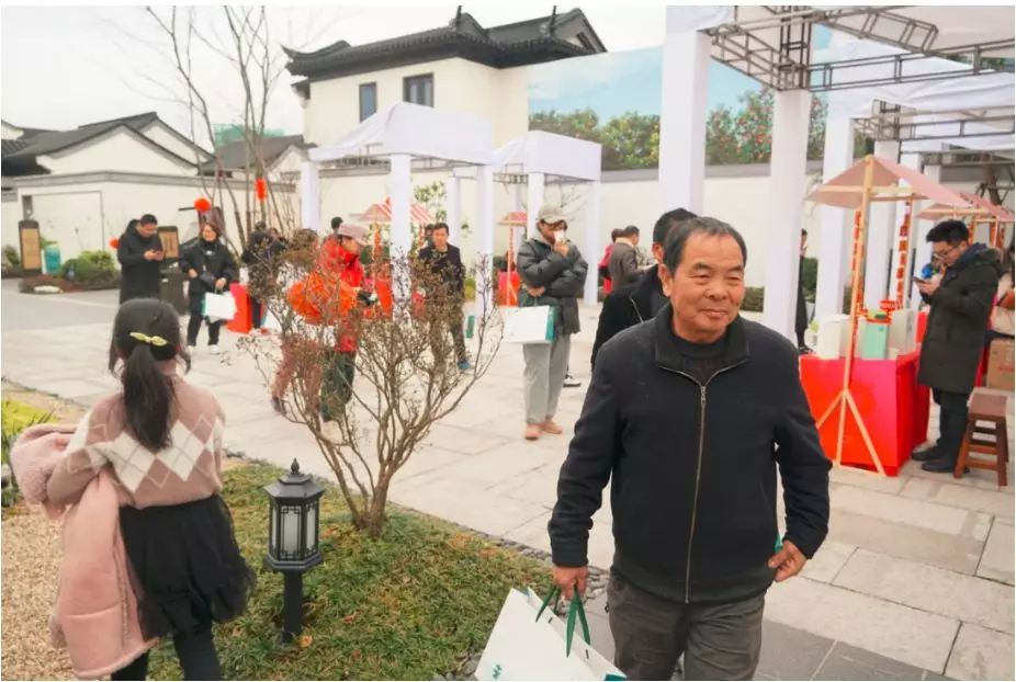 小镇中国年?过年“镇”好|义乌桃李春风