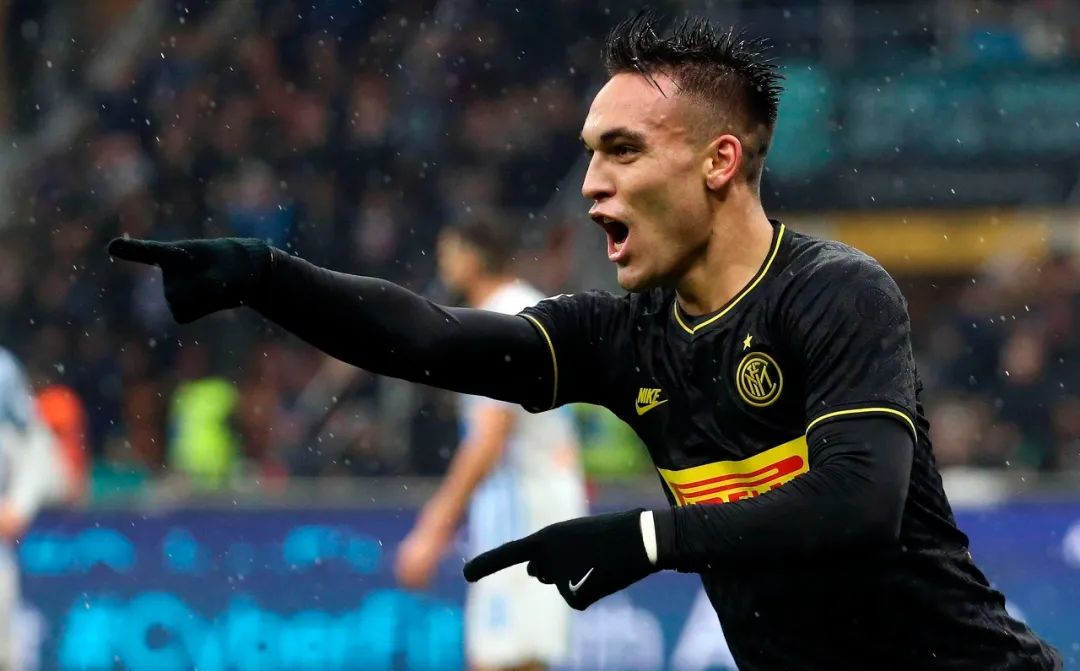 国际米兰:劳塔罗离队在即,国米瞄准36场造39球神锋,欲外租将+现金换之