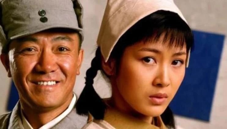 #李云龙#李云龙戏中妻子有多风光 现实就有多惨!老公入狱后 她成了第二个刘涛