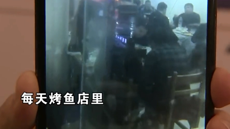 辛苦烤鱼近10年，凑齐100多万首付买房，结果到工地一看傻眼了！