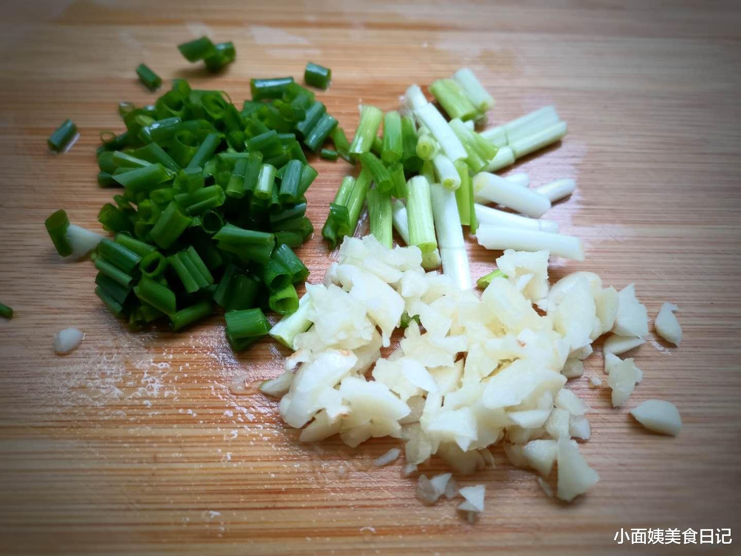 莲藕：这碱性蔬菜夏天最该吃，滋补又养胃，隔天吃一次，家人抵抗力很好